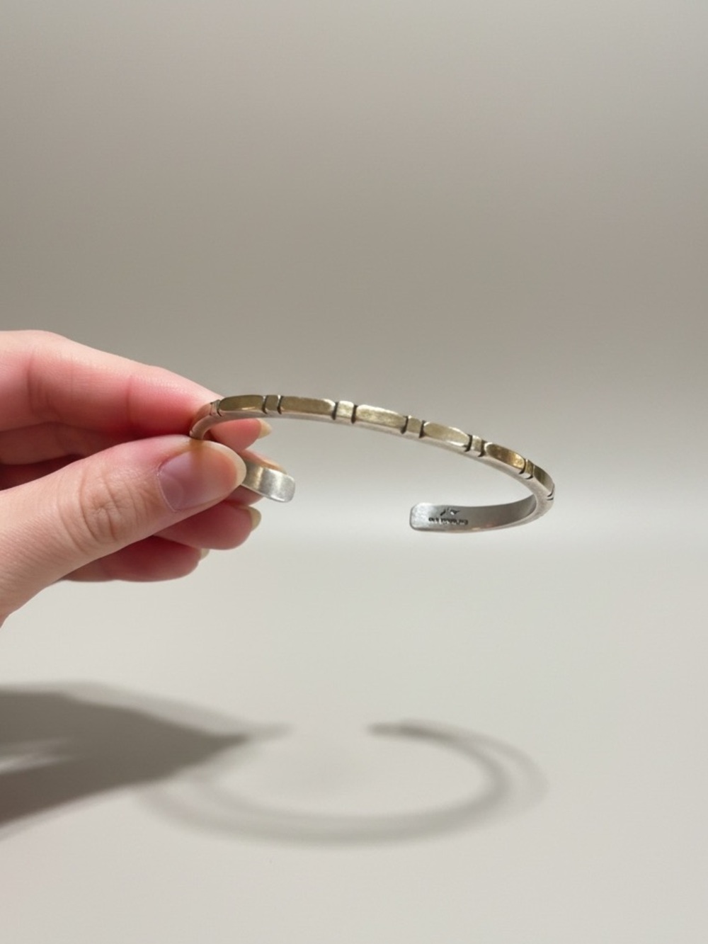 JONATHAN NEZ 14K Gold & Sterling Silver Vintage Navaho Artisan Bracelet - Picture 7 of 14
